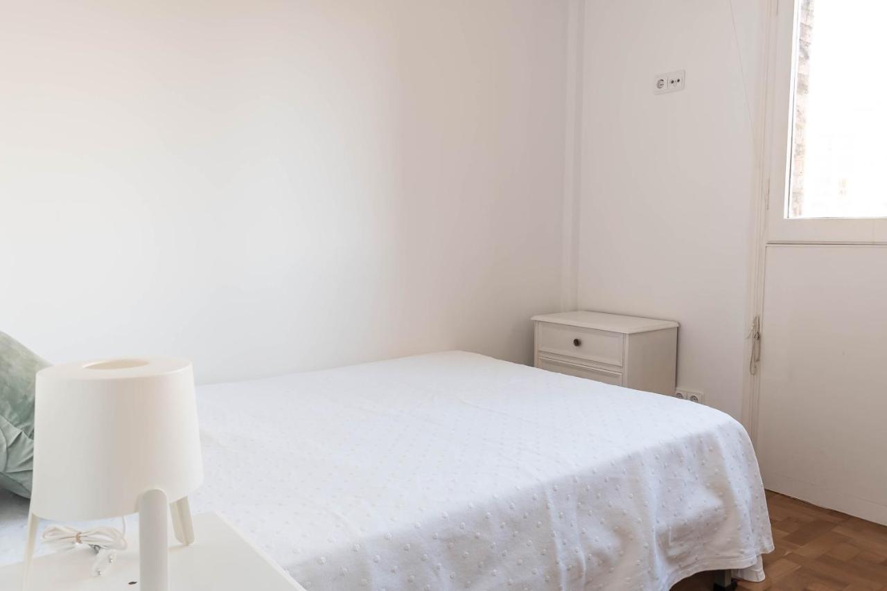 Luminoso, Funcional Y Amplio En Zona Hospitalaria Appartement *
