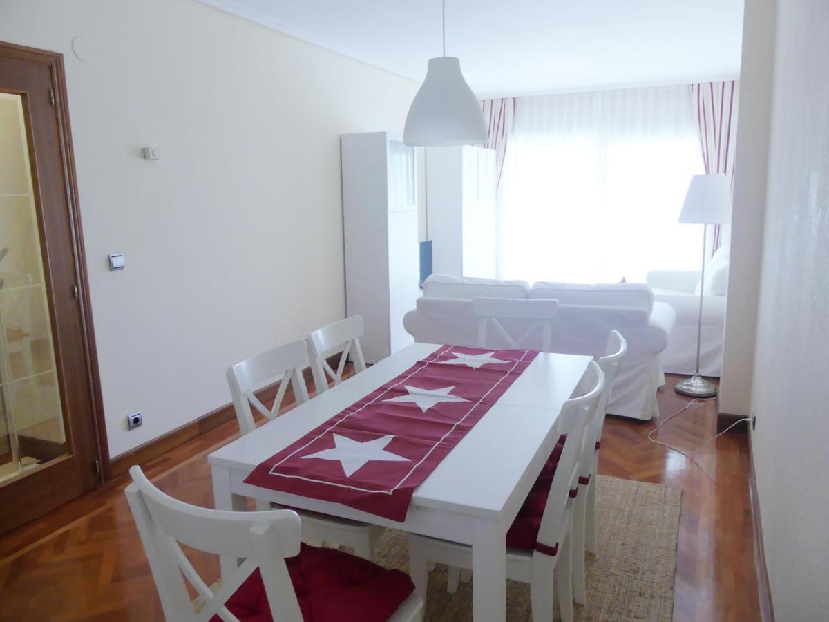 Luminoso, Funcional Y Amplio En Zona Hospitalaria Appartement Pamplona